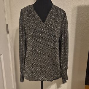 Elegant Black and White Geometric Blouse